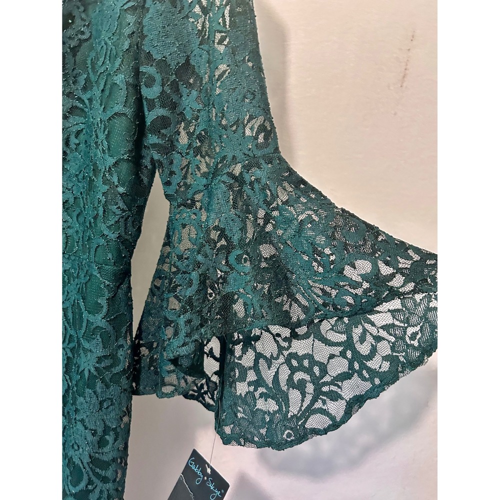 Gabby Skye‎ Hunter Green Lace Bell Sleeve Sheath Dress 18583M Womens 8 NWT - Picture 3 of 9